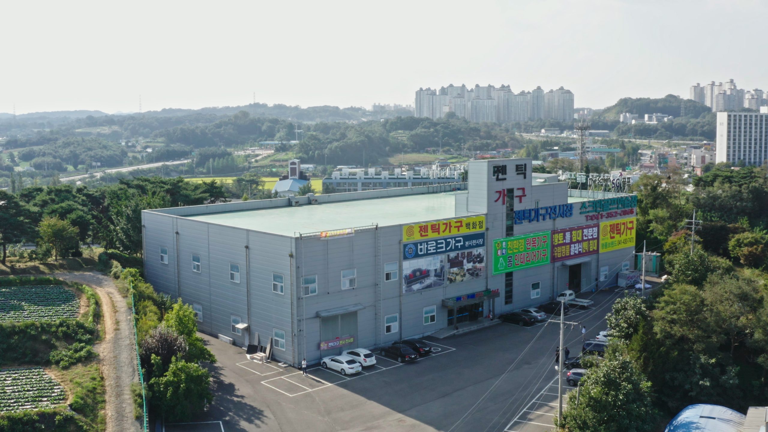 CpyUAMqteVbx6kVQD0_u1QQ4